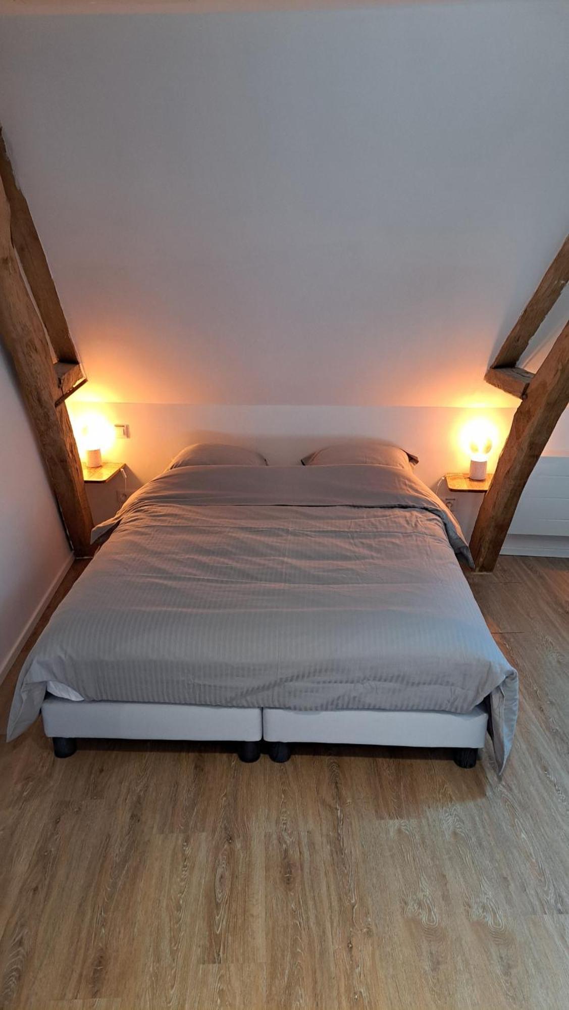 Les Petits Greniers Apartment Jonquieres  Exterior photo